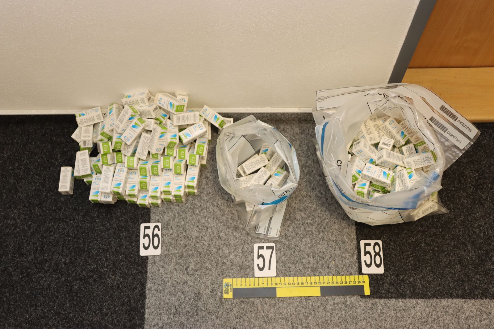 N�kter� z l�tek zadr�en�ch p�i prohl�dk�ch (foto: Policie �R) 