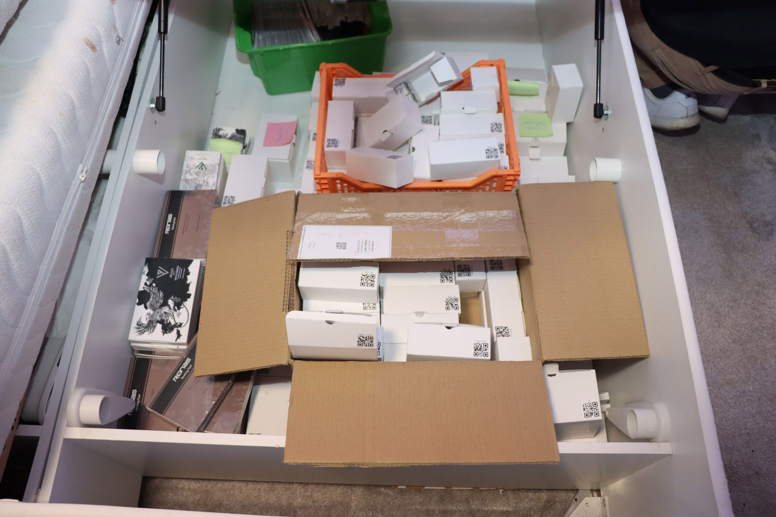 N�kter� ze zaji�t�n�ch l�tek (foto: Policie �R) 